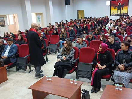 Hukuk Fakültesi-Milli Eğitim Protokolü Start Aldı Geleceğin Hukukçularına Kariyer Semineri